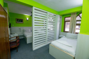 Hotel Pomelo House